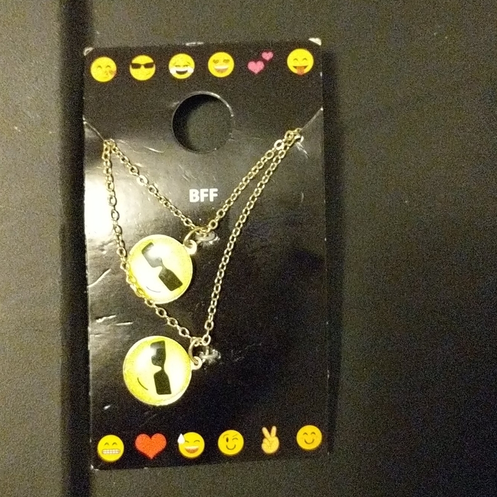 Set of 2 Emoji necklaces